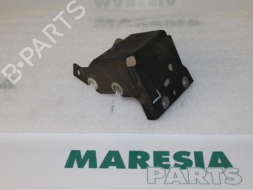 Used Front slam panel CITROËN C5 III (RD_) 1.6 HDi 110 (RD9HZC) (109 hp) 31465201