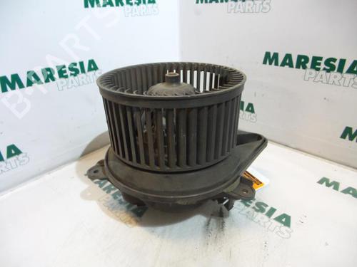 Heater blower motor RENAULT TRAFIC II Van (FL) 1.9 dCi 100 (FL0C, FL0K, FL0B) | BP31494905M62