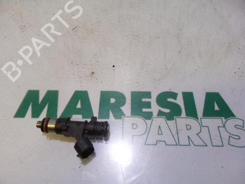 Used Injector PEUGEOT 1007 (KM_) 1.6 16V (109 hp) 31494575