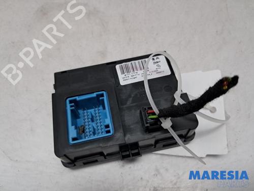 Used Electronic module PEUGEOT 5008 II (MC_, MJ_, MR_, M4_) 1.2 THP (MRHNYH, MRHNYW, MRHNSJ, MRHNSU, MRHNSM) (131 hp) 31488643
