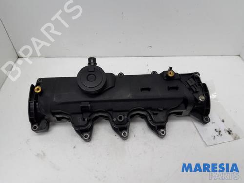 Used Valve cover RENAULT MEGANE III Grandtour (KZ0/1) 1.5 dCi (KZ09, KZ0D, KZ1G, KZ29, KZ14, KZ1W, KZ10, KZ1F,... (110 hp) 31505075