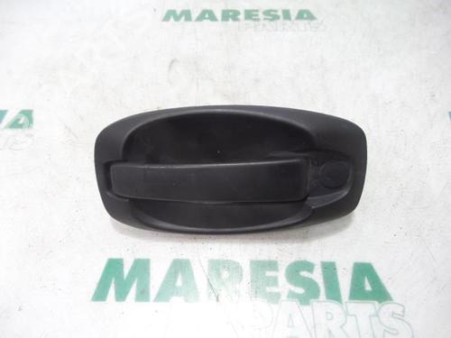 front-right-exterior-door-handle-fiat-doblo-platformchassis-263_-2010-2011-2012-2013-2014-2015-2016-2017-2018-2019-2020-2021-2022-2023-31401292 main image