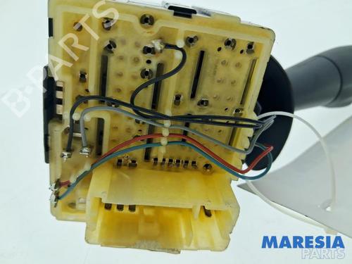 Steering column stalk RENAULT CAPTUR I (J5_, H5_) 0.9 TCe 90 | BP38569487I23 - Image 3