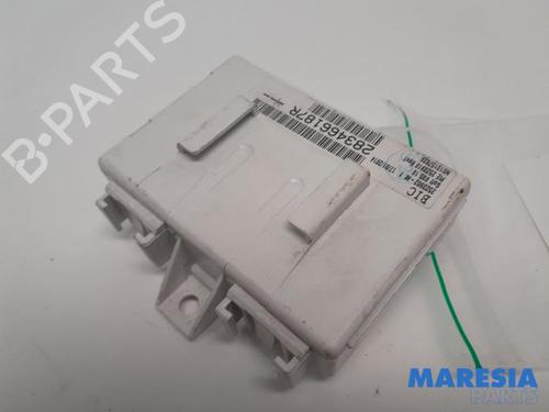 Used Electronic module RENAULT CLIO IV (BH_) 1.2 TCe 120 (BHM0) (120 hp) 31461638