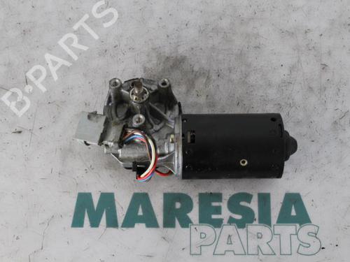 front-wiper-motor-renault-megane-scenic-ja01_-1996-1997-1998-1999-2000-2001-31397662 main image