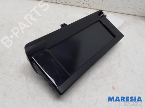 Instrument cluster CITROËN C4 CACTUS 1.2 VTi 82 | BP31486908C47