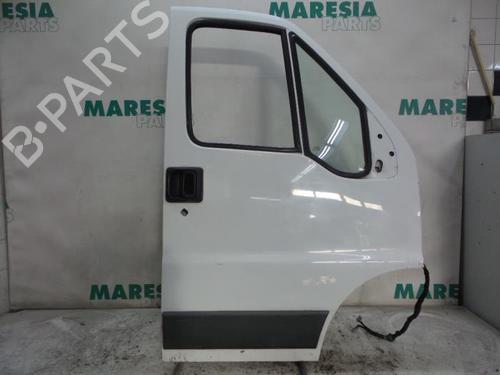 Used Right front door FIAT DUCATO Van (244_) 2.8 JTD (128 hp) 31529757