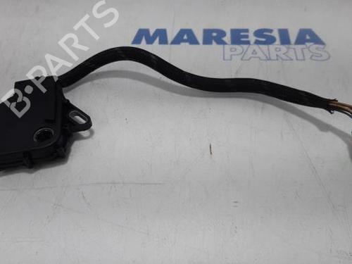 Switch PEUGEOT 206 CC (2D) 1.6 16V (2DNFUF, 2DNFUR) | BP31500117I30 - Image 2