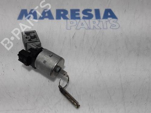 Used Ignition barrel PEUGEOT 5008 (0U_, 0E_) 1.6 16V (156 hp) 31429266