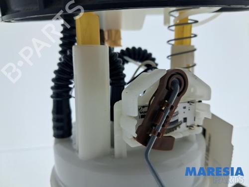 Fuel pump RENAULT CAPTUR I (J5_, H5_) 0.9 TCe 90 | BP38569730M76 - Image 2