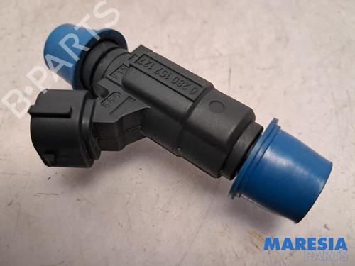 Used Injector PEUGEOT 208 I (CA_, CC_) 1.2 PureTech 82 (82 hp) 31429477
