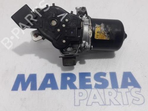 Used Front wiper motor Front wiper motor RENAULT MEGANE III Grandtour (KZ0/1) 1.5 dCi (KZ0C, KZ1A) (90 hp) 31410318 31410318