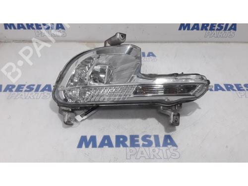 Højre positionslygte PEUGEOT 508 SW I (8E_) 2.0 HDi (163 hp) 31530416