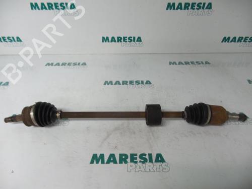Used Right front driveshaft FIAT PANDA (169_) 1.2 (169.AXB11, 169.AXB1A) (60 hp) 31464124