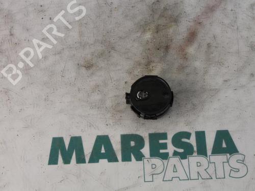 Used Electronic sensor RENAULT MEGANE II Coupé-Cabriolet (EM0/1_) 2.0 (135 hp) 31475757