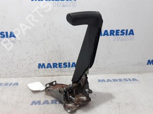 Used Hand brake RENAULT KANGOO / GRAND KANGOO II (KW0/1_) 1.6 16V (KW03, KW09, KW0D, KW0U, KW0W, KW13) (106 hp) 31437008