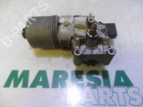 Used Front wiper motor ALFA ROMEO 147 (937_) 1.9 JTDM 16V (937.AXN1B, 937.BXN1B) (150 hp) 31465130