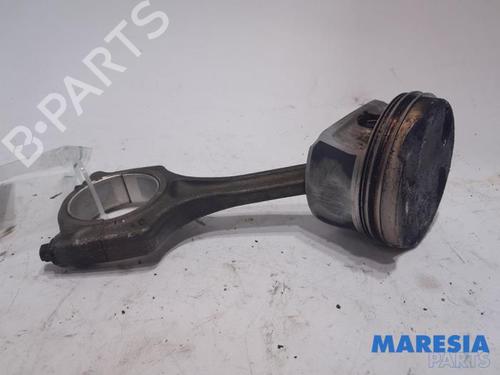 other-peugeot-208-i-ca_-cc_-2012-2013-2014-2015-2016-2017-2018-2019-2020-2021-31388794 main image