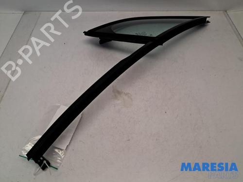 Vidro triangular frente esquerdo CITROËN C3 II (SC_) 1.2 VTi 82 (82 hp) 31537024