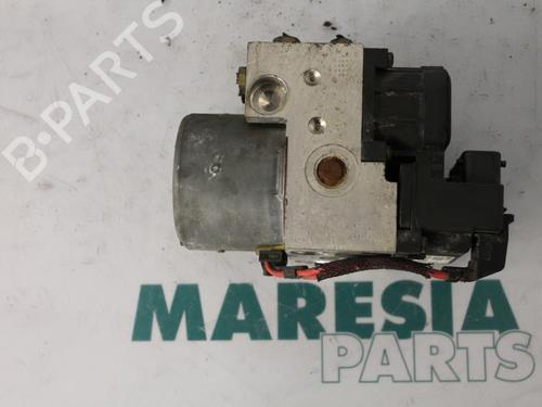 Used ABS pump FIAT MULTIPLA (186_) 1.6 100 16V (186AXA1A) (103 hp) 31484656