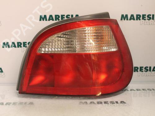right-taillight-renault-megane-i-ba01_-1995-1996-1997-1998-1999-2000-2001-2002-2003-2004-31515334 main image