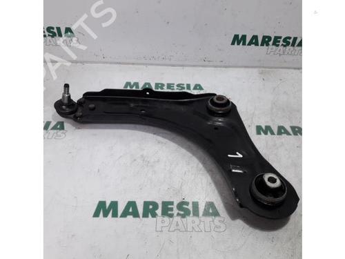 left-front-suspension-arm-renault-megane-iii-grandtour-kz01-2008-2009-2010-2011-2012-2013-2014-2015-2016-31479195 main image