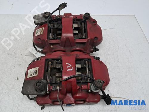 Used Right front brake caliper Right front brake caliper 36985563 36985563