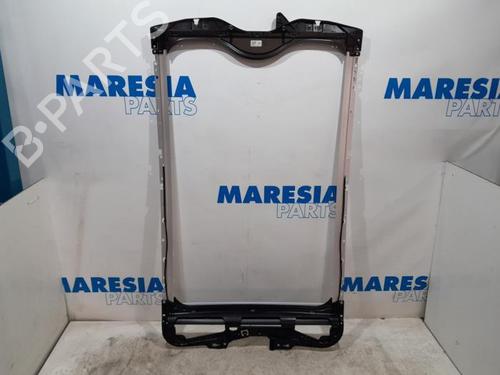 other-peugeot-508-sw-i-8e_-2010-2011-2012-2013-2014-2015-2016-2017-2018-31402289 main image