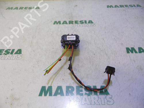 Used Electronic sensor PEUGEOT 208 I (CA_, CC_) 1.6 HDi (92 hp) 31515568