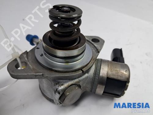 Used Fuel pump Fuel pump RENAULT CAPTUR I (J5_, H5_) 1.2 TCe 120 (120 hp) 39961299 39961299