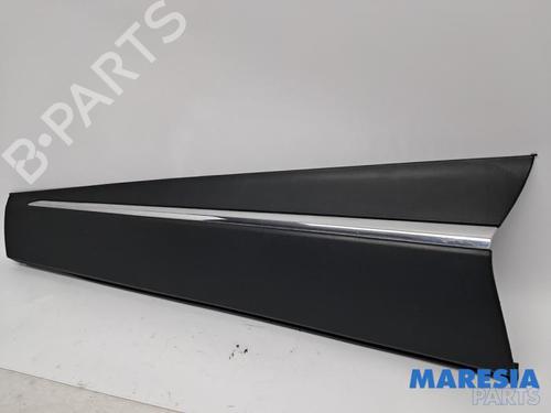 Used Door moulding trim Door moulding trim 39449596 39449596
