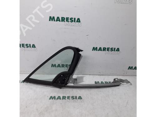 Used Front right quarter glass PEUGEOT 307 CC (3B) 2.0 16V (136 hp) 31446415