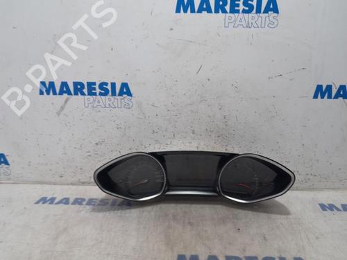 Used Instrument cluster PEUGEOT 308 SW II (LC_, LJ_, LR_, LX_, L4_) 1.6 BlueHDi 120 (120 hp) 31519293