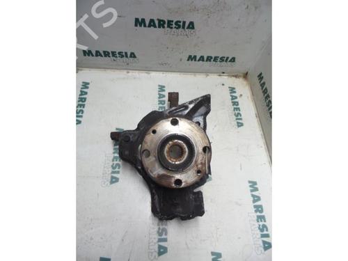 right-front-steering-knuckle-fiat-punto-188_-1999-2000-2001-2002-2003-2004-2005-2006-2007-2008-2009-2010-2011-2012-31496984 main image