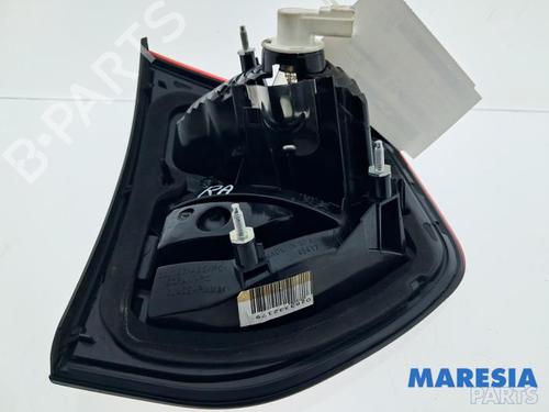 Right taillight CITROËN C4 Picasso I MPV (UD_) 1.6 THP 155 | BP32133081C35