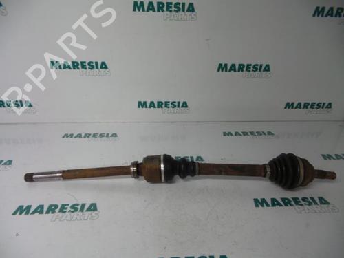 right-front-driveshaft-peugeot-307-cc-3b-2003-2004-2005-2006-2007-2008-2009-31452913 main image
