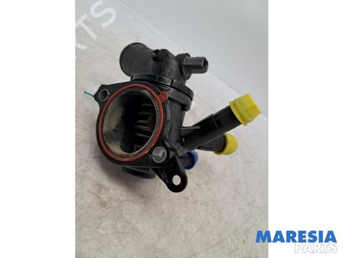 Used Thermostat housing RENAULT MEGANE III Grandtour (KZ0/1) 1.2 TCe (KZ2B, KZ11) (116 hp) 31418446