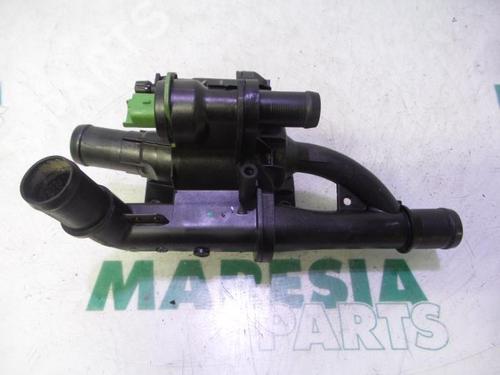 Used Thermostat housing PEUGEOT 207 SW (WK_) 1.6 HDi (109 hp) 31458616