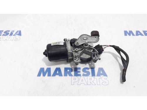 Used Front wiper motor RENAULT KANGOO BE BOP (KW0/1_) 1.5 dCi (KW0G) (90 hp) 31523612