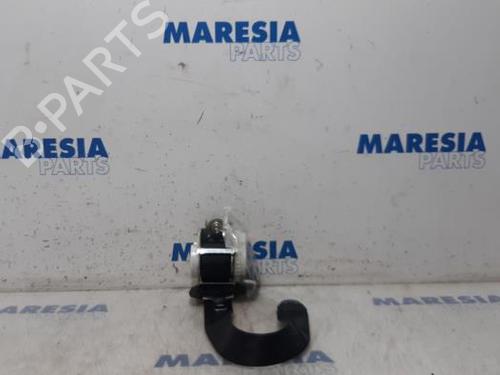 Used Rear right seatbelt Rear right seatbelt 31433021 31433021