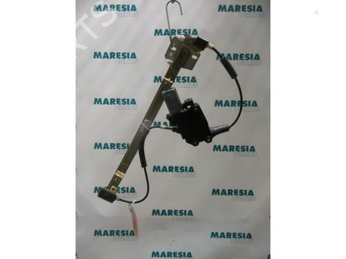 Rudehejsemekanisme Højre foran FIAT SEICENTO / 600 (187_) 1.1 (187AXB, 187AXB1A, 187AXC1A02) (54 hp) 31443945