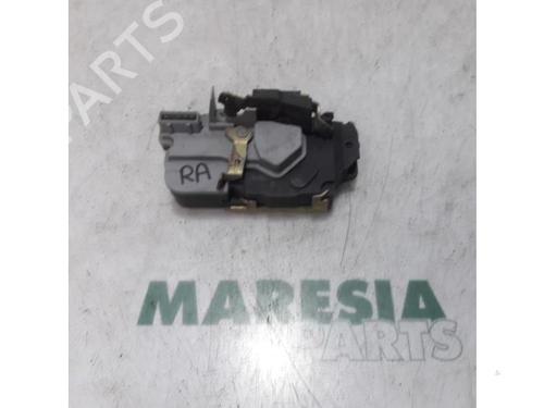 electronic-module-peugeot-206-hatchback-2ac-1998-1999-2000-2001-2002-2003-2004-2005-2006-2007-2008-2009-2010-2011-2012-31532852 main image