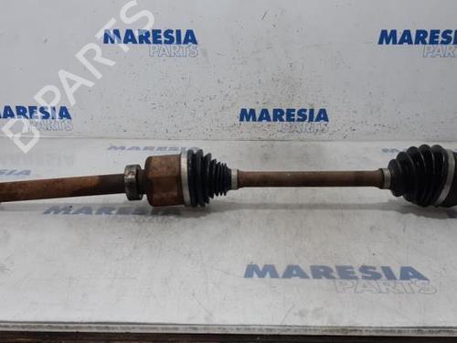 Used Right front driveshaft RENAULT TRAFIC III Van (FG_) 1.6 dCi 95 (FGMJ, FGMR) (95 hp) 31525963