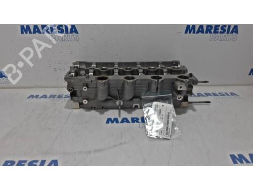 Used Cylinder head CITROËN C4 Picasso I MPV (UD_) 2.0 HDi 138 (136 hp) 31529113