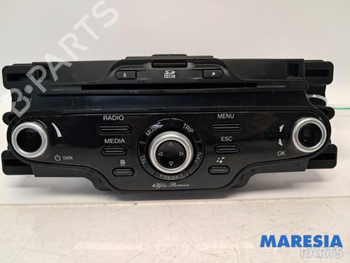 Used Radio ALFA ROMEO GIULIETTA (940_) 1.4 TB (940FXB1A, 940FXB11) (170 hp) 31519382
