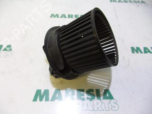 heater-blower-motor-renault-clio-iv-grandtour-kh_-2012-2013-2014-2015-2016-2017-2018-2019-2020-2021-31479539 main image