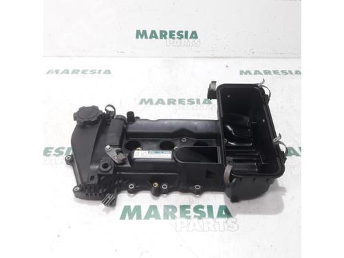 Used Valve cover CITROËN C1 (PM_, PN_) 1.0 (68 hp) 31396424