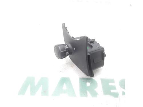 Used Switch RENAULT GRAND SCÉNIC II (JM0/1_) 2.0 (135 hp) 31387500