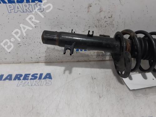 Used Right front shock absorber CITROËN C4 CACTUS 1.6 BlueHDi 100 (99 hp) 31398297