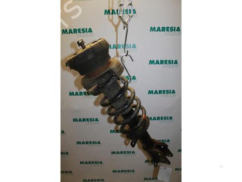 Used Left front shock absorber RENAULT TRAFIC II Bus (JL) 1.9 dCI 100 (JL0C, JL0K) (101 hp) 31420697